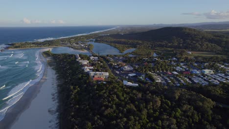 Panorama-Of-Hastings-Point-Beach-And-Lower-Cudgera-In-Hastings-Point,-NSW,-Australia