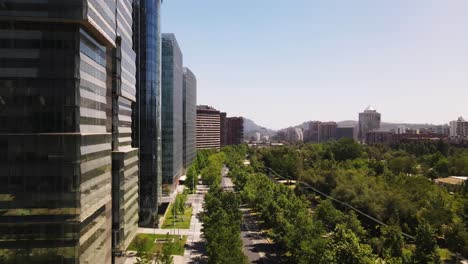 Buildings-in-Santaigo-de-Chile,-uhd-4k-aerial