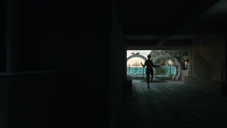 Woman-are-jumping-rope-in-archway