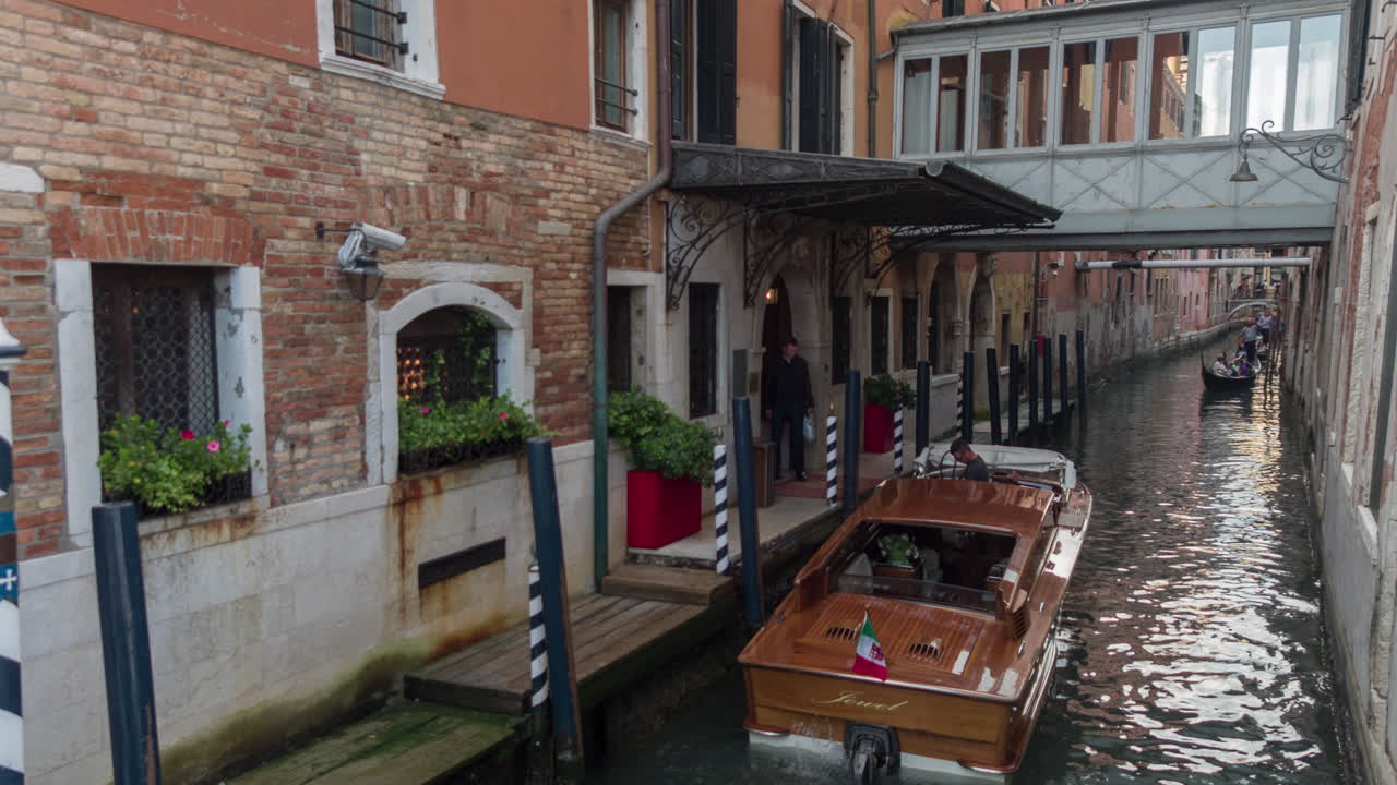 보트 4k 16에서 베니스