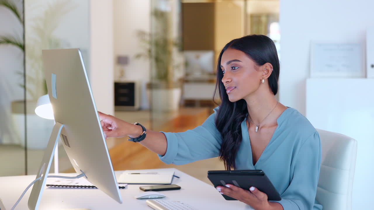 asistente administrativa con confianza en sí misma