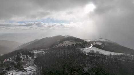 escena de nieve de los apalaches cerca de boone nc
