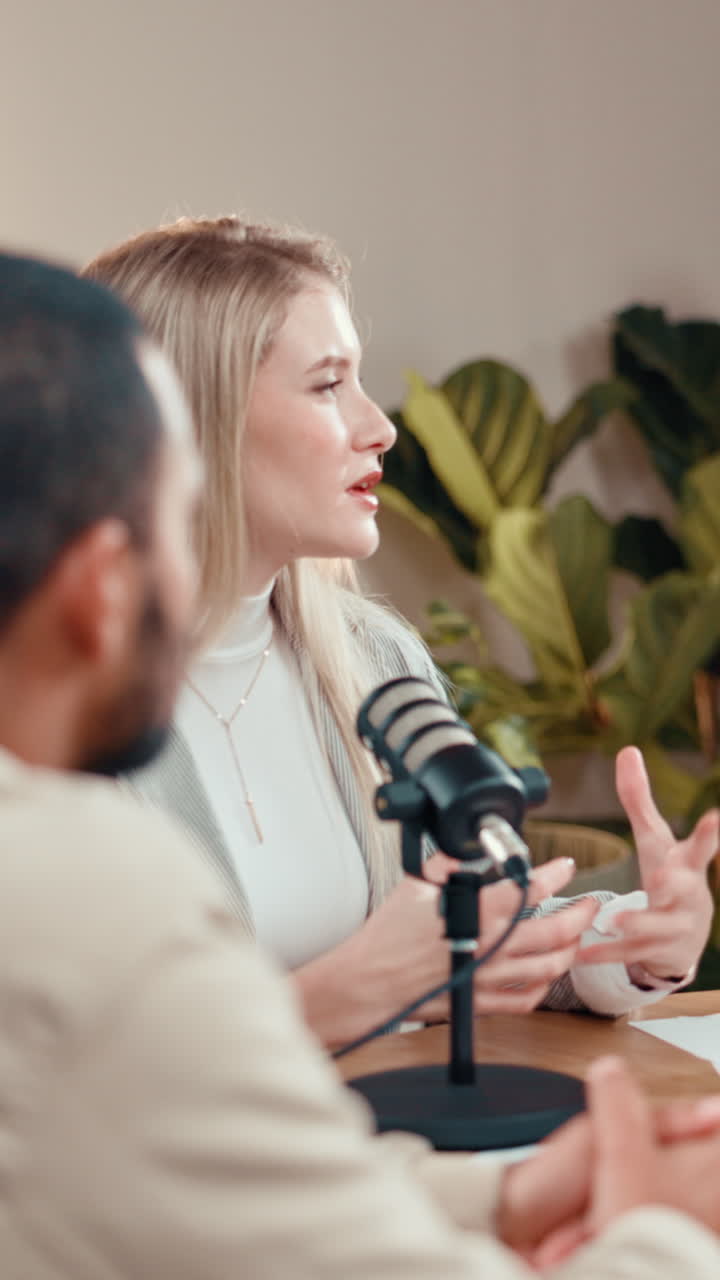 Intervista podcast in ufficio