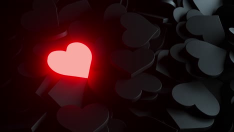 corazón brillante entre las tarjetas negras