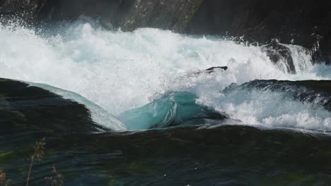 Immersive-shot:-Slow-motion-close-up-of-swirling,-crashing-water
