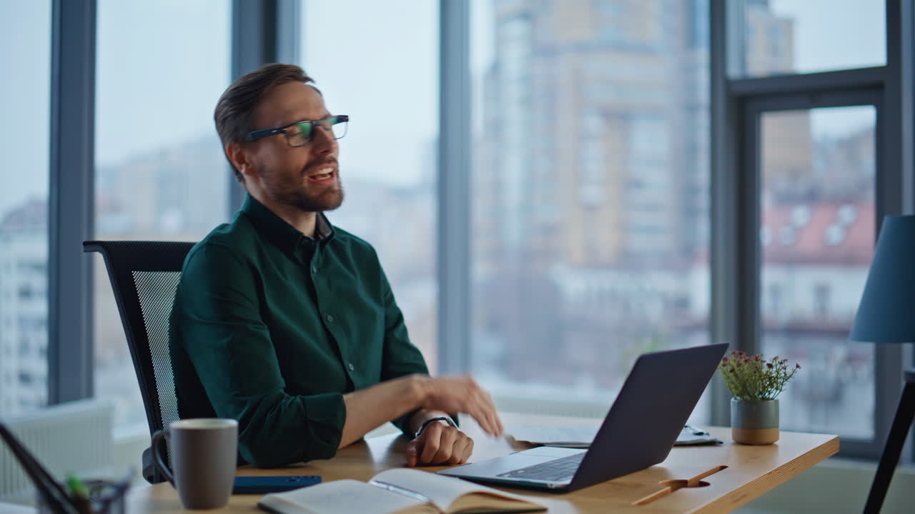 HR manager talking online meeting with job candidate at corporate office closeup