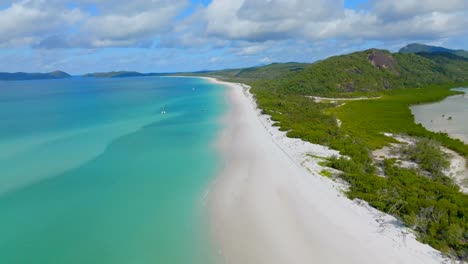Whitehaven-beach-drone-footage,-Whitsunday-Island-Australia