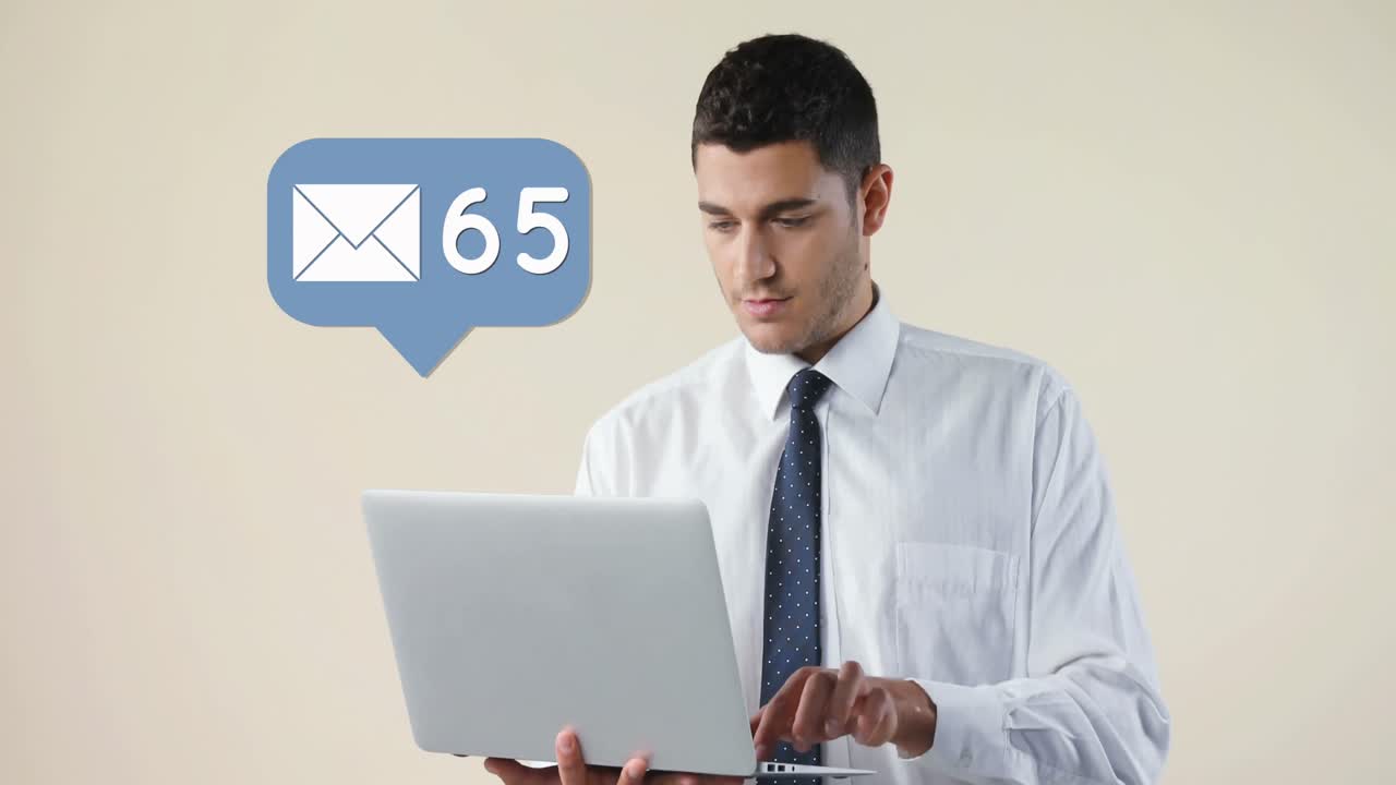 Office worker typing on his laptop 4k