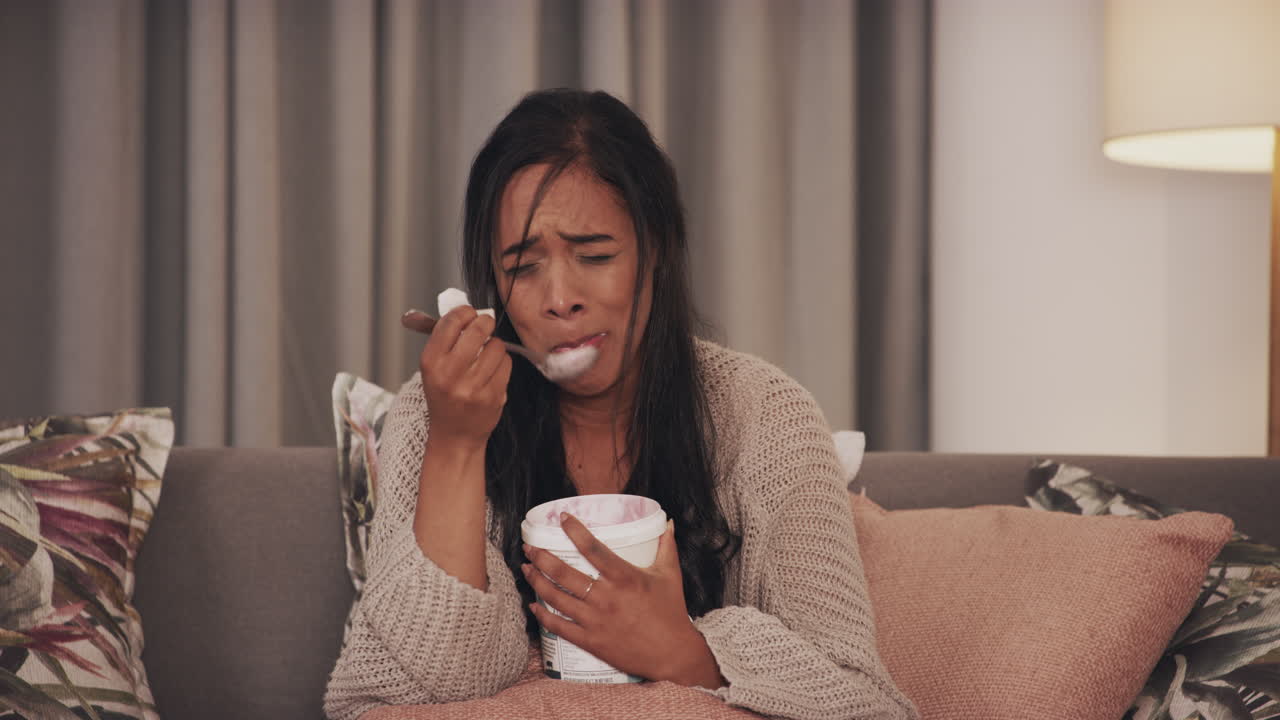 la vida sucede, el helado ayuda un poco.