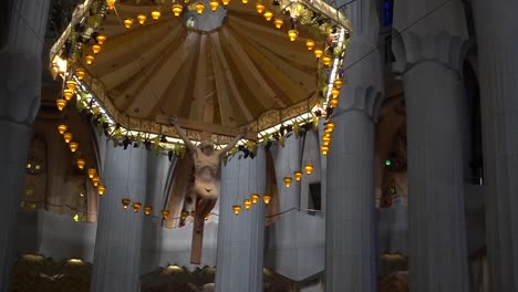 decoración de la iglesia de la sagrada familia. barcelona, españa