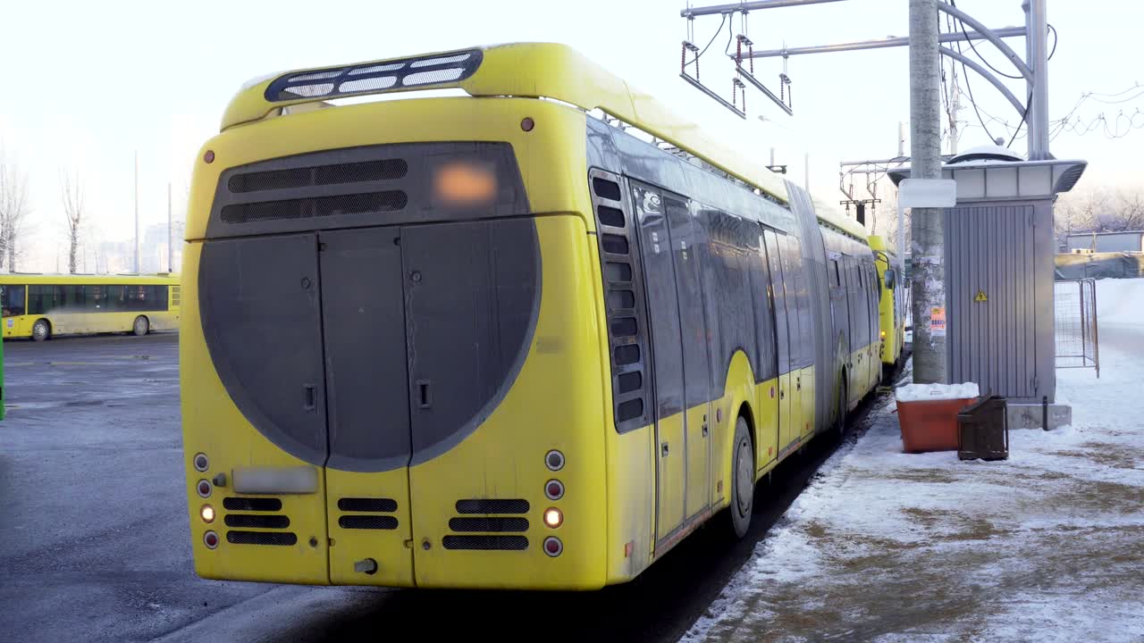 전기 버스, 배터리 충전