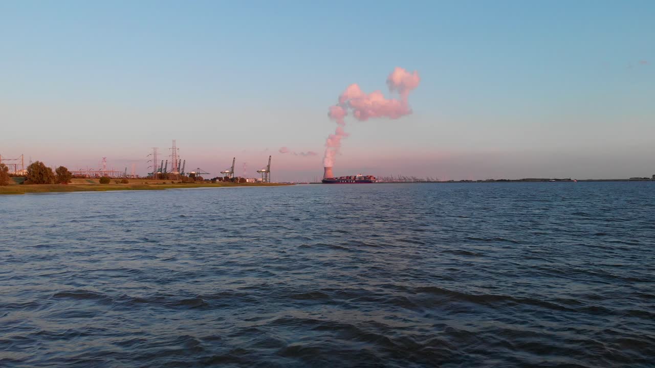 네덜란드 릴란드-3에서 찍은 드론 샷