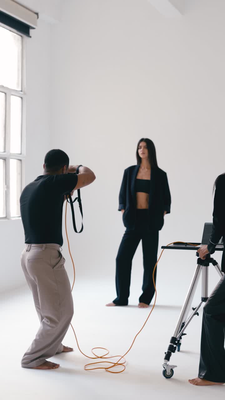 스튜디오 에서 패션 사진 촬영