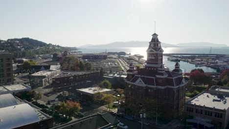 The-Historic-Whatcom-County-Town-Hall,-Now-A-Museum,-In-Bellingham,-Washington,-USA---aerial-drone-shot