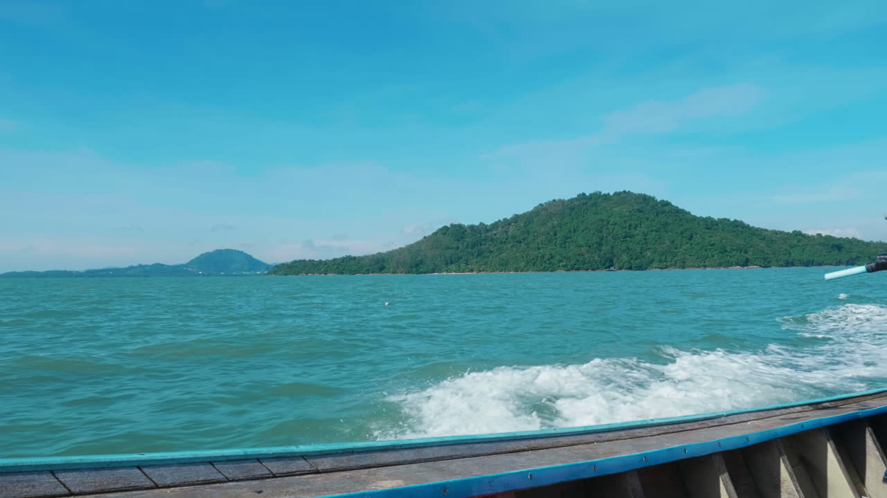 Boat trip to tropical islands