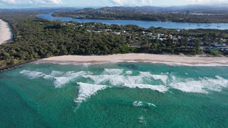 Promontorio-De-Fingal---Día-Perfecto---Mar-De-Tasmania---Nueva-Gales-Del-Sur---Nueva-Gales-Del-Sur---Australia---Toma-Aérea