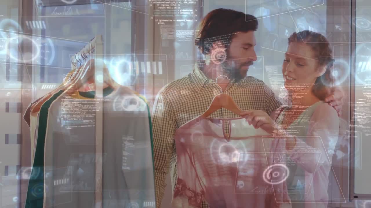 가게에서 함께 옷을 보는 미소 짓는 부부 위에 데이터 처리의 애니메이션