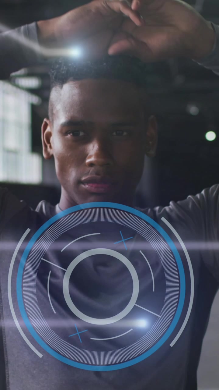 Animation af databehandling over mand, der strækker ud og motionerer i fitnesscenter