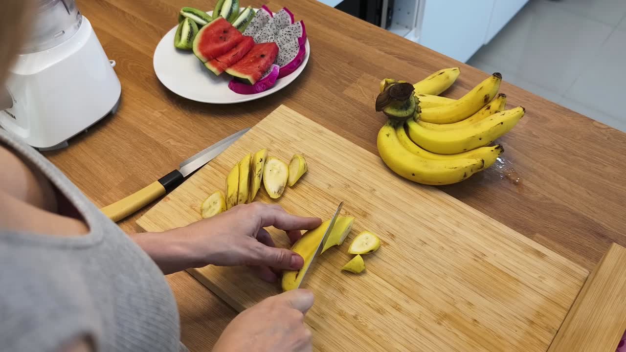 preparación de frutas para batidos