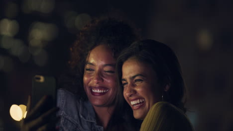 la única persona que necesito en una noche divertida