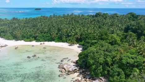 印尼白沙灘 (belitung beach) 位於印尼熱帶地區的沙灘