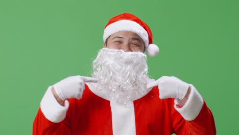 산타클로스로 옷을 입은 남자