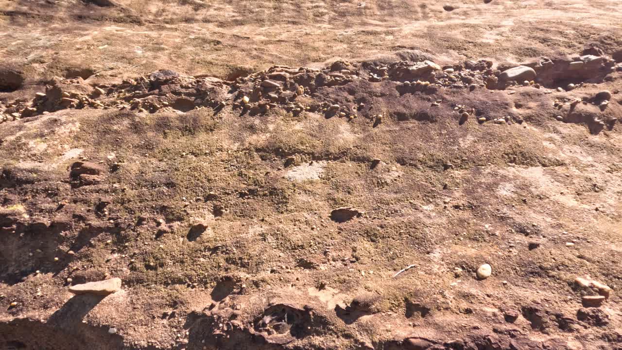 постепенное изменение теней на земле