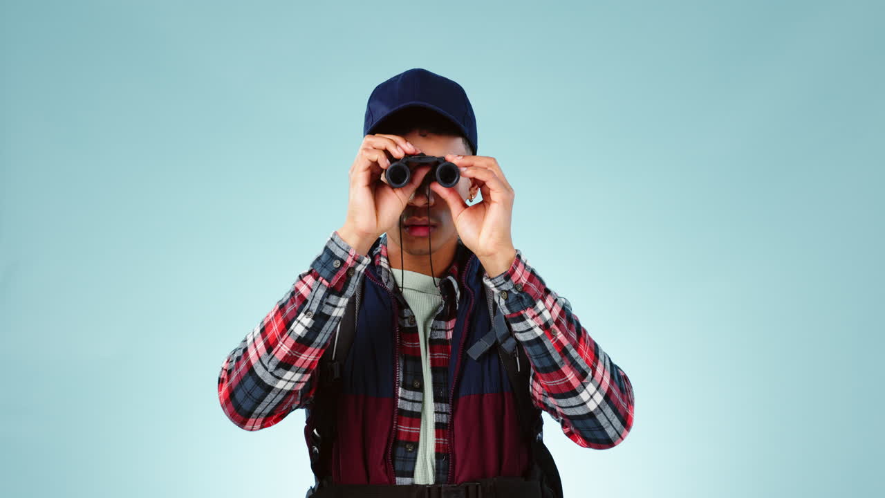 안경, 하이킹 및 사람과 함께 여행