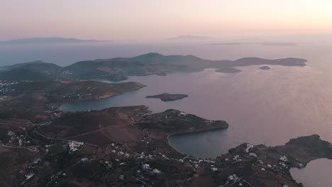 isla de patmos biblia grecia castillo viaje turista historia europa isla