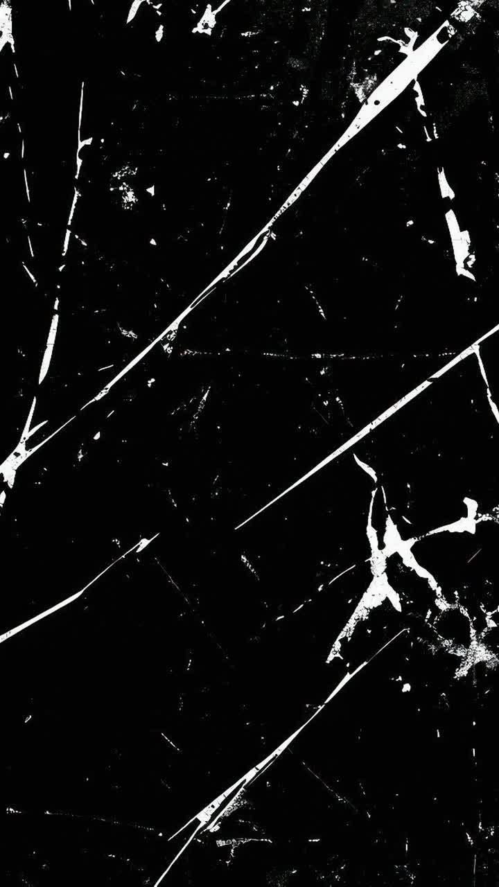 Texture astratta in bianco e nero con linee graffiate, che ricorda una vecchia pellicola