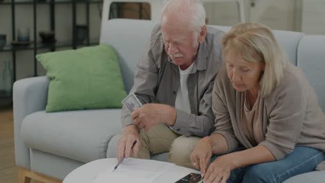 elderly couple planning finances