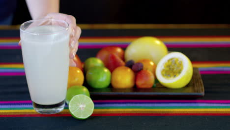 Fresh-fruits-and-a-glass-of-lemonade