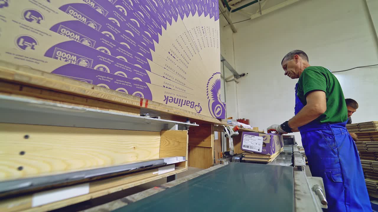 manufacture of flooring, parquet processing