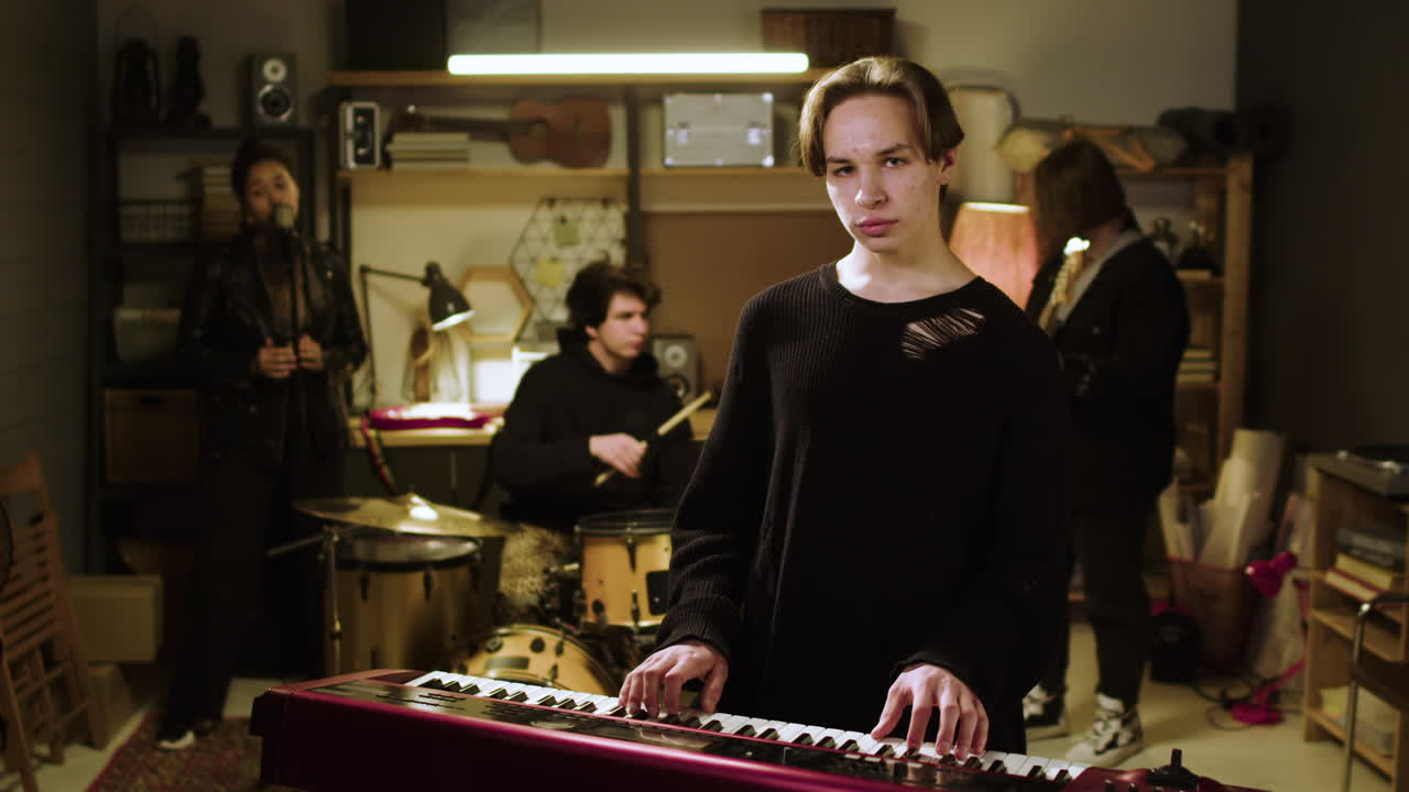 스튜디오의 음악가