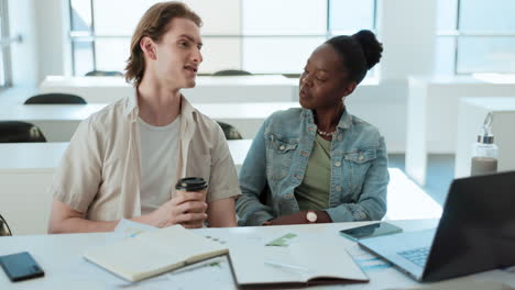 zakelijke bijeenkomst of college klas