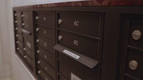 New-York-Apartment-Mailboxes