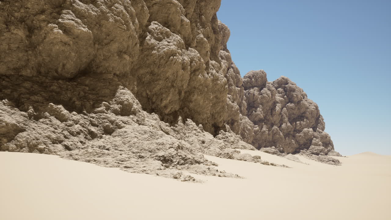 산과 모래 언덕이 있는 사막 풍경