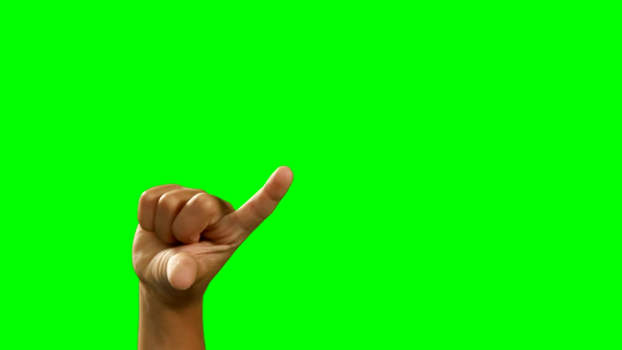 mano fingiendo usar una pantalla invisible