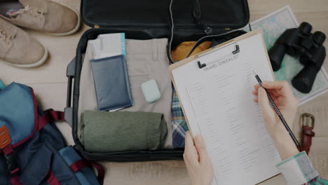 packing for a trip - travel checklist