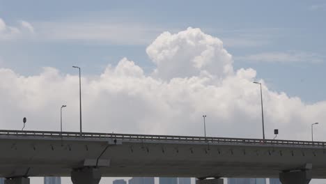 Puente-Bandra-Worli-Sealink-Sobre-El-Mar-En-Mumbai-India-2