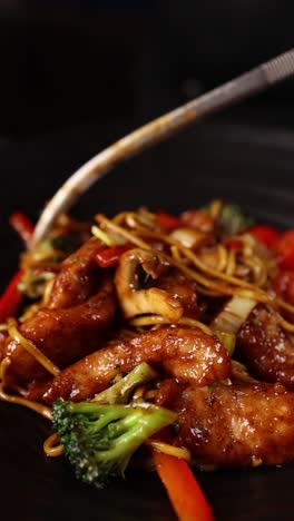 chicken stir-fry noodles