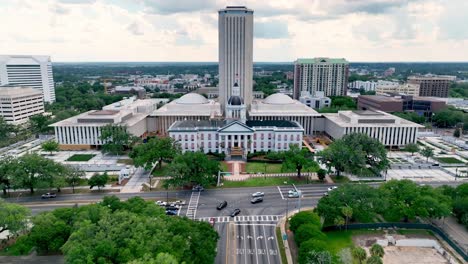 Capital-Del-Estado-De-Retirada-Aérea-En-Tallahassee,-Florida