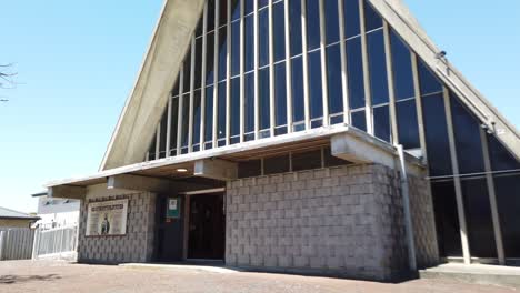 toma de capilla religiosa cristiana o católica y altar para los fieles