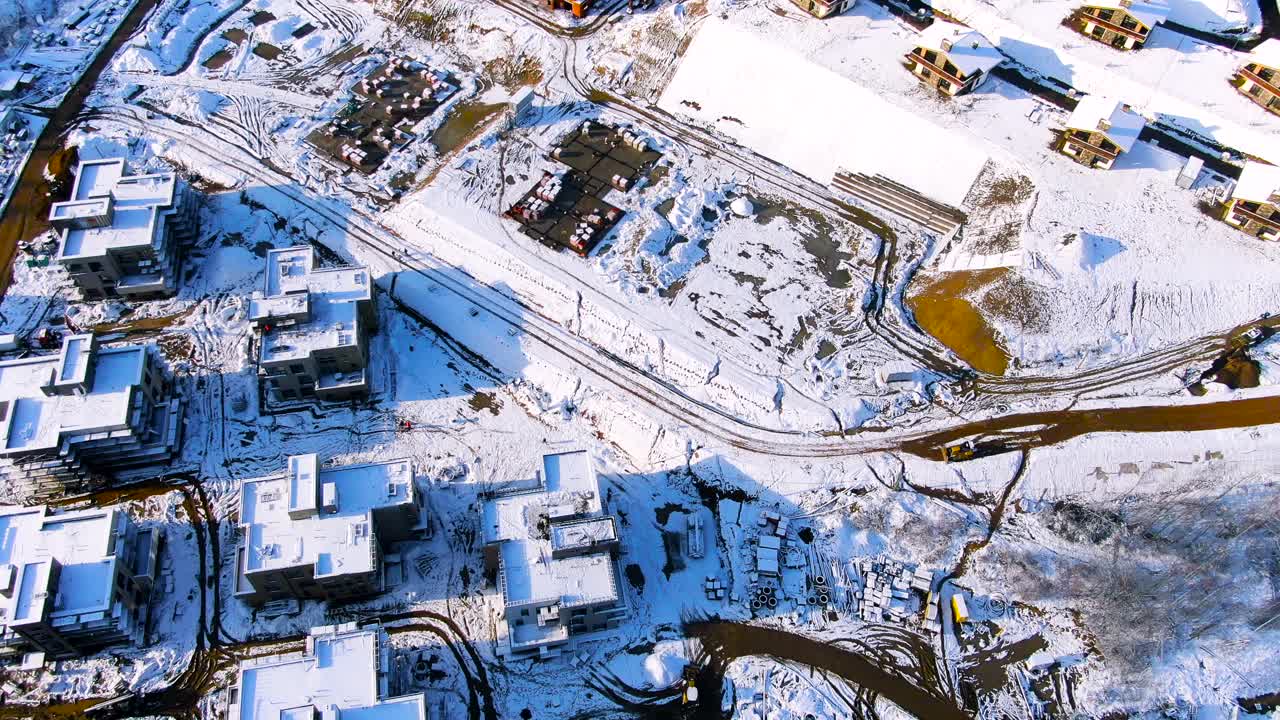 눈 으로 인 건설 현장 의 공중 사진