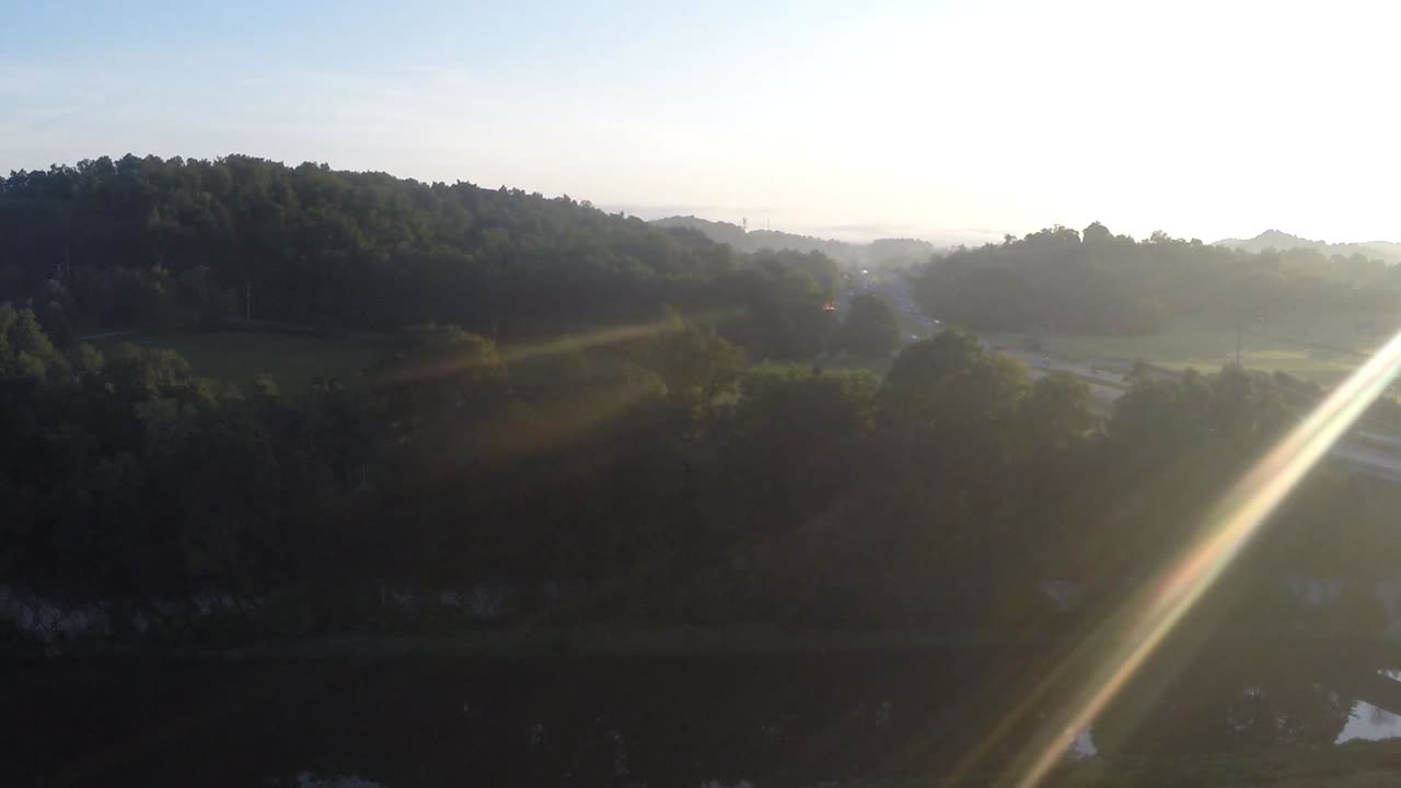 el amanecer es un parque de ciervos alados, johnson city tn