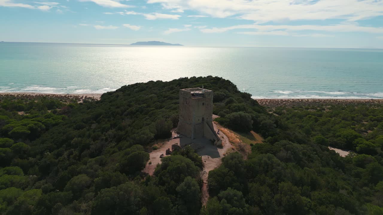 parque nacional maremma playa salvaje en toscana, italia