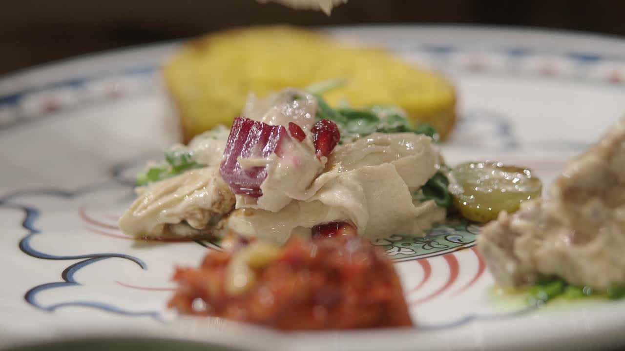 Presentazione di piatti deliziosa e colorata