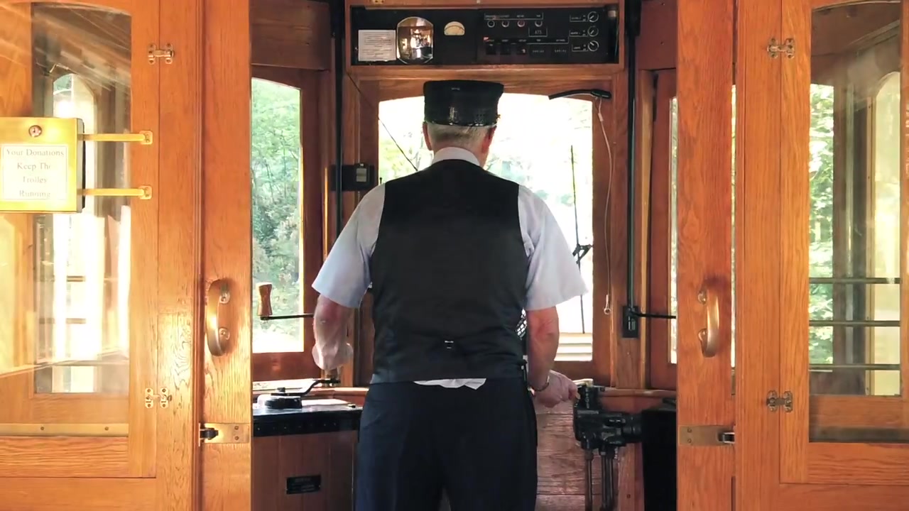 Macchinista che Aziona il Tram Willamette