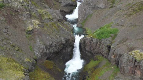 Waterfalls-in-Iceland-that-are-stacked-up-with-drone-video-in-one-spot