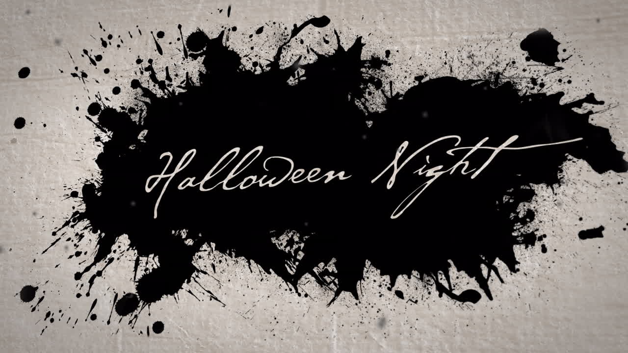 Animazione della scritta Halloween su una macchia nera su sfondo beige.